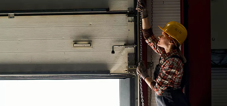Addressing Common Garage Door Stoppage Issues in Kendall West, FL